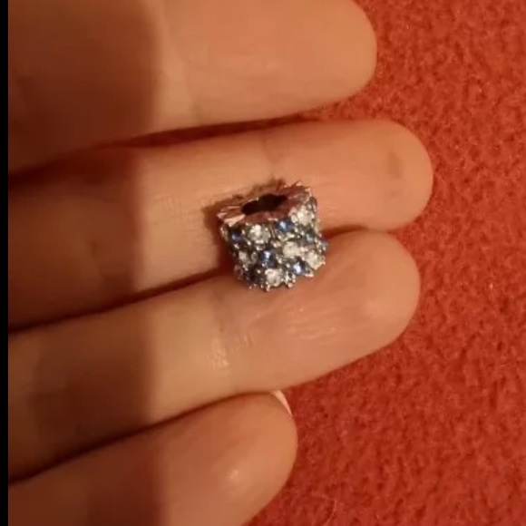 💙TRULY GORGEOUS BLUE & CLEAR CRYSTAL SPARKLE CHARM-FITS ALL PANDORA BRACELET💙 - Picture 3 of 5